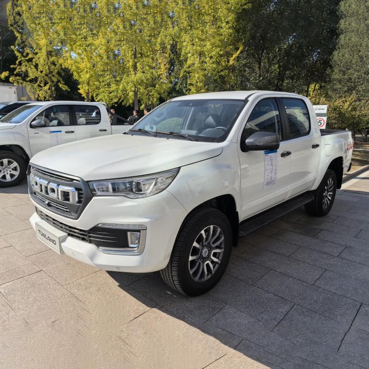 Double Row 4X4 Tunland G7 Foton Diesel Pickup Truck Pickup